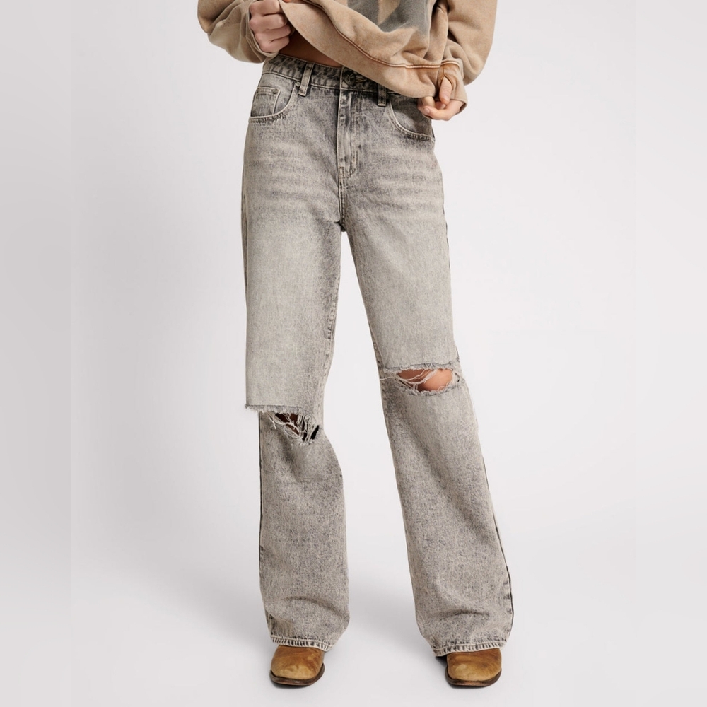 George Straight Leg Jeans in Faded Gray with Knee Rips